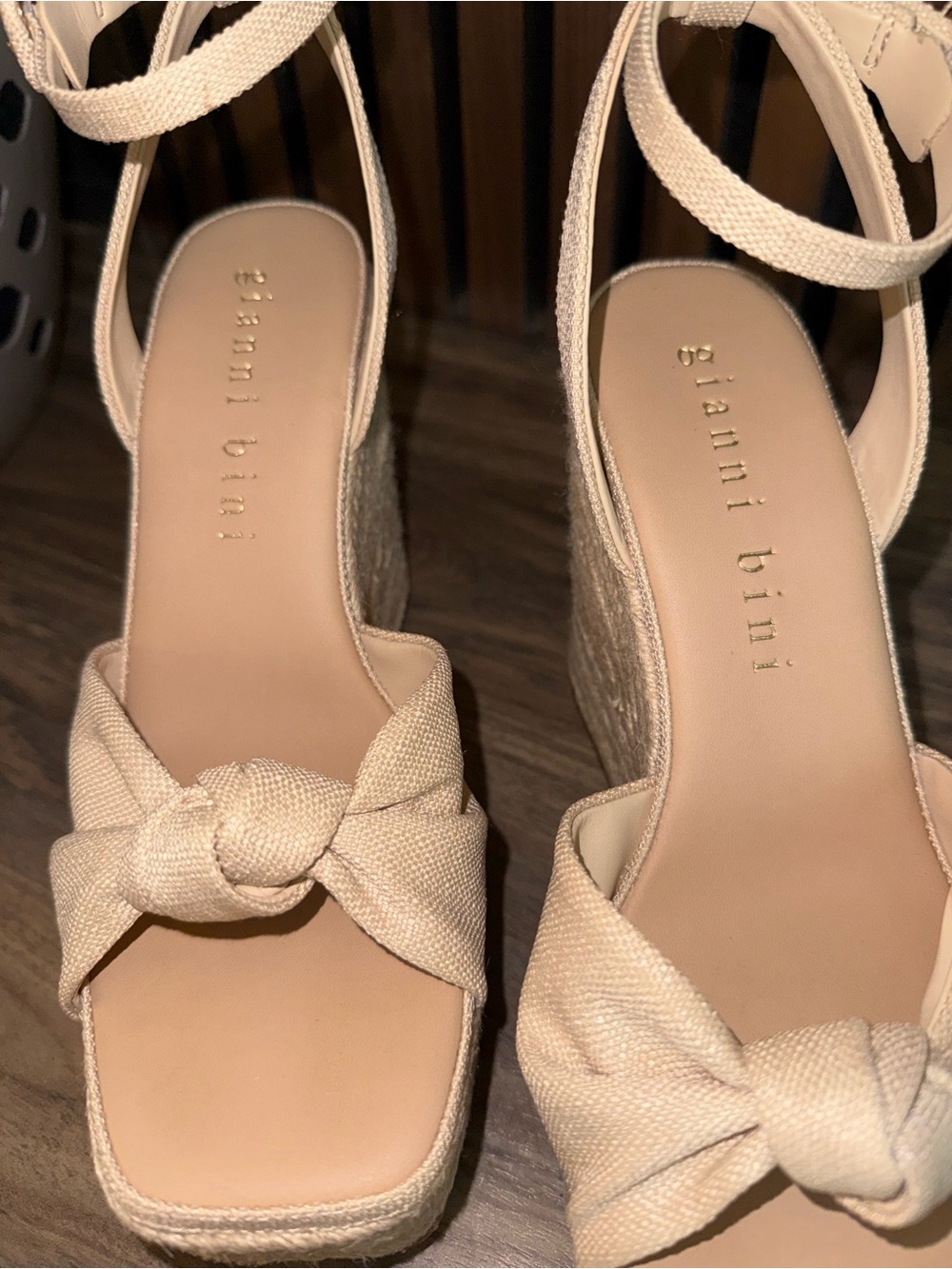 Gianni Bini Knot Woven Platform Wedge Sandals.
-Size 8 - Picture 5 of 8